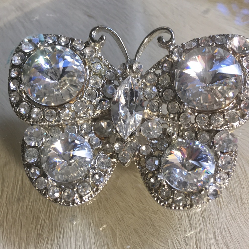 COPY - Brilhantes Butterfly PIN🦋
